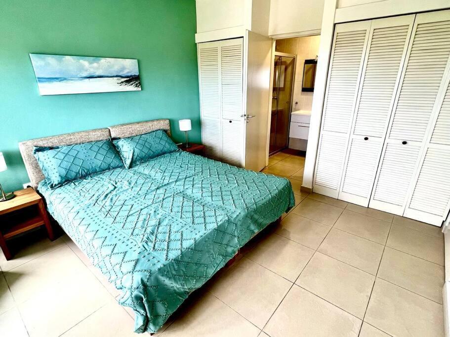Blue Emerald Beachfront Blessing يلمستاد المظهر الخارجي الصورة