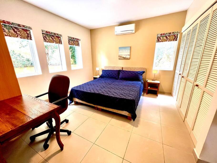Blue Emerald Beachfront Blessing يلمستاد المظهر الخارجي الصورة